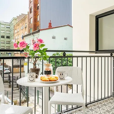 Apartamento Turistico Con Terraza 5 Personas, Lapera Apartment *