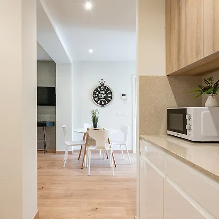 Apartamento Turistico Con Terraza 5 Personas, Lapera